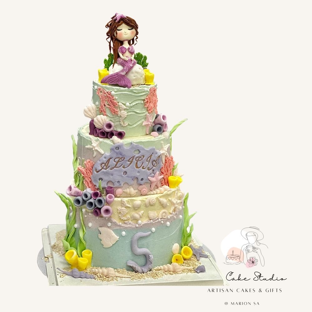 Fondant Characters Cake